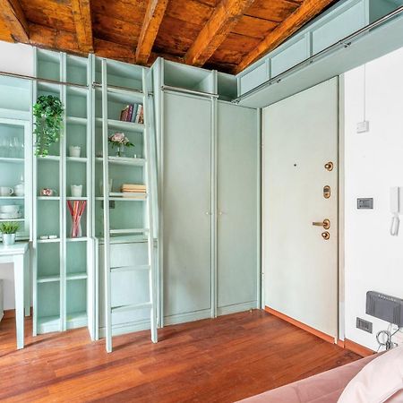 Mos29 - Luxurious Apartment - Near The Duomo ميلان المظهر الخارجي الصورة